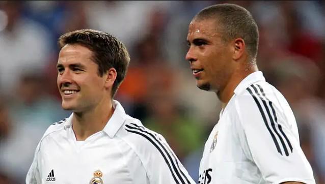 年凭借出色 年凭借出色